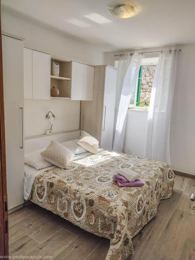 Apartman Krzenic With Sea View Подгора Экстерьер фото
